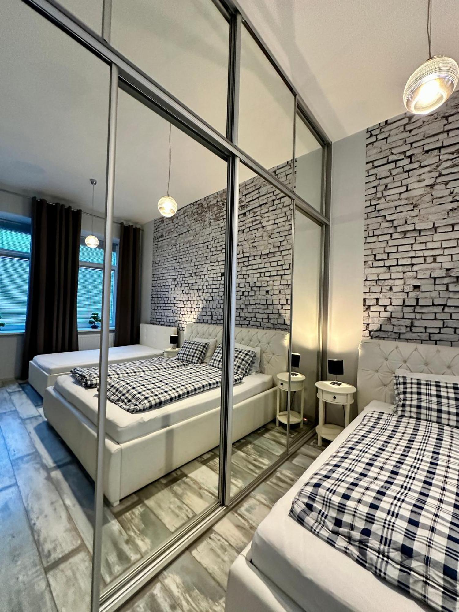 Royal City Centre Apartment ポプラト エクステリア 写真