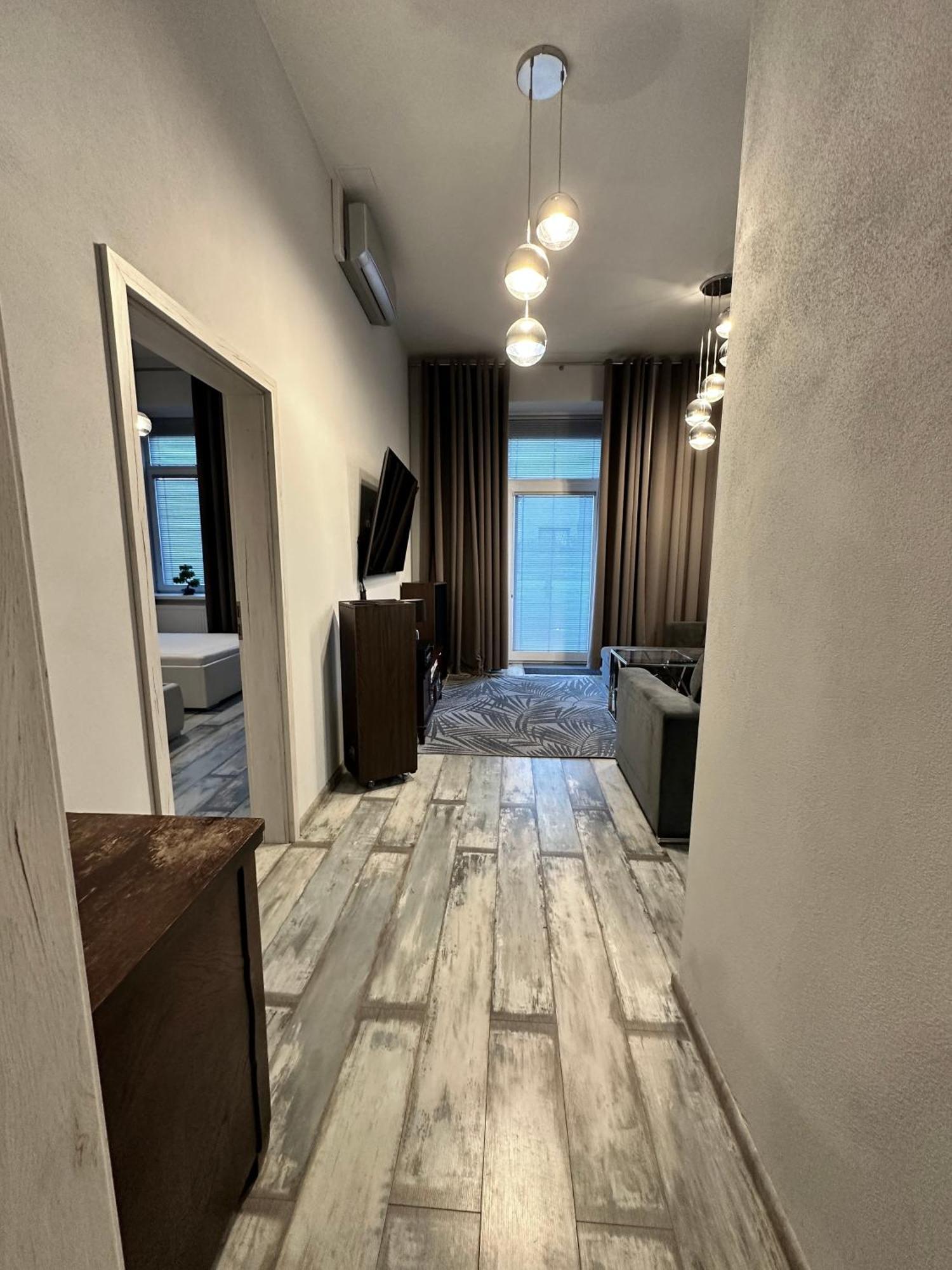 Royal City Centre Apartment ポプラト エクステリア 写真