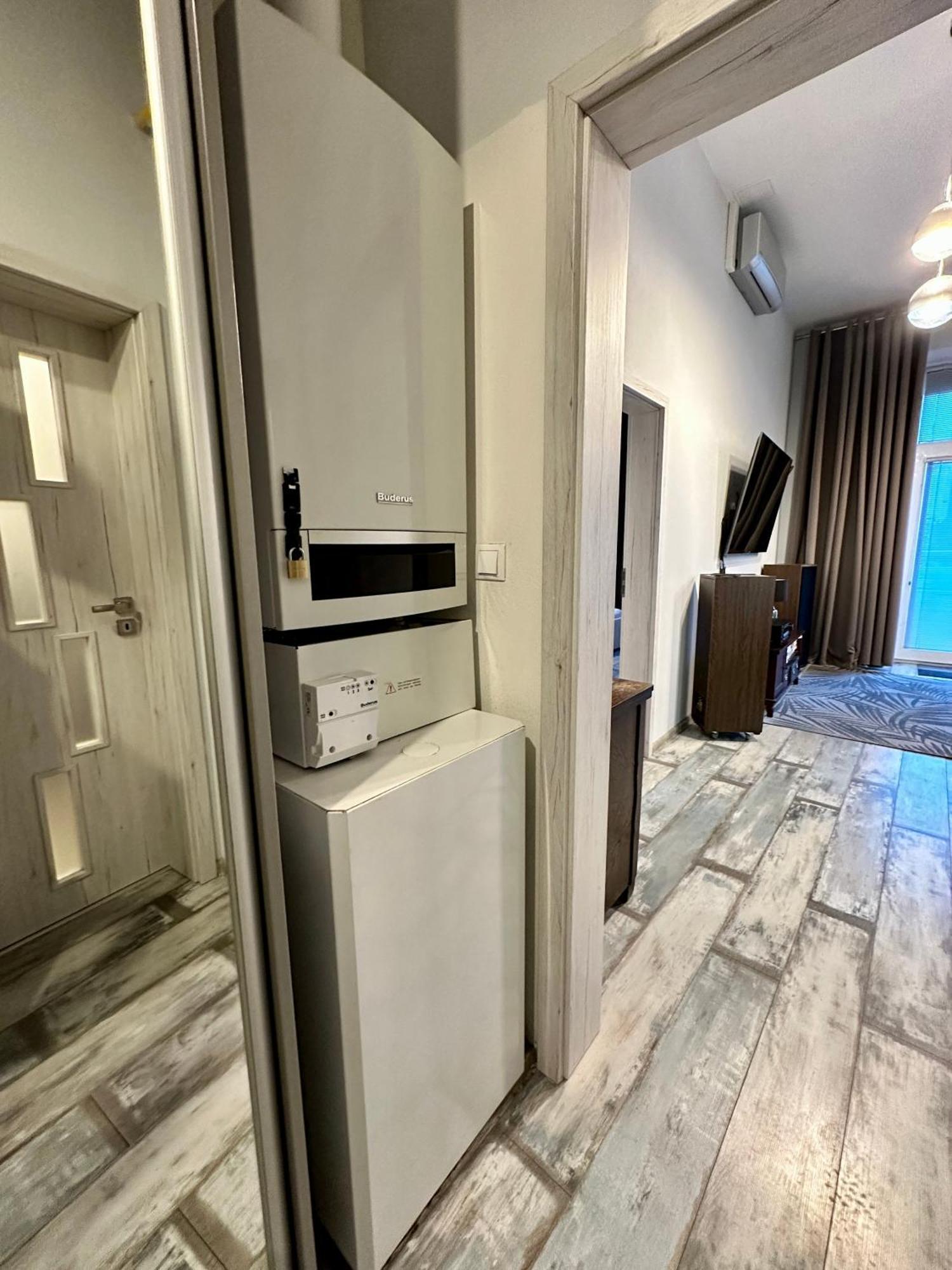 Royal City Centre Apartment ポプラト エクステリア 写真