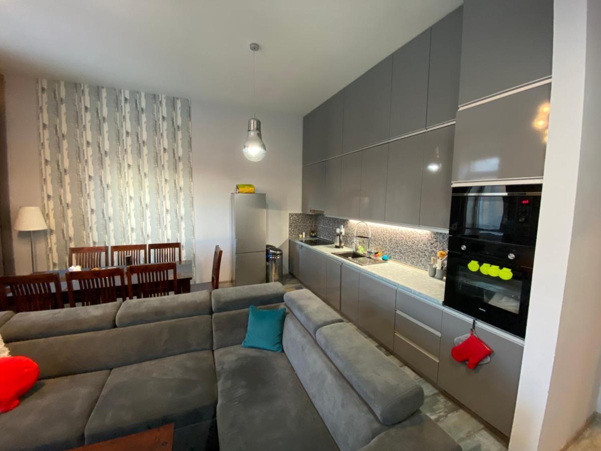Royal City Centre Apartment ポプラト エクステリア 写真
