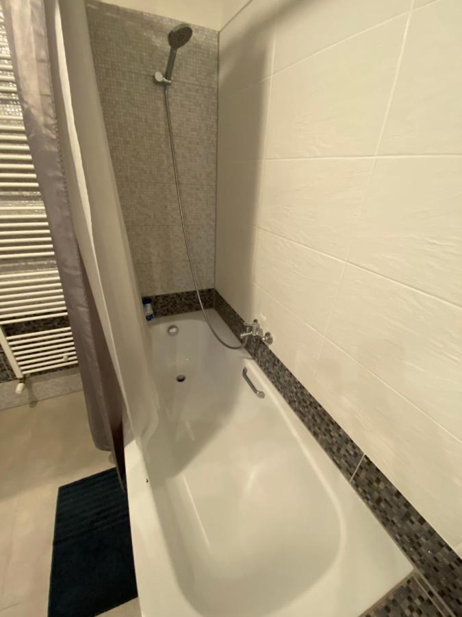 Royal City Centre Apartment ポプラト エクステリア 写真